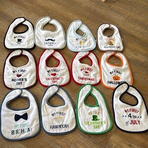 Holiday Baby Bib Set